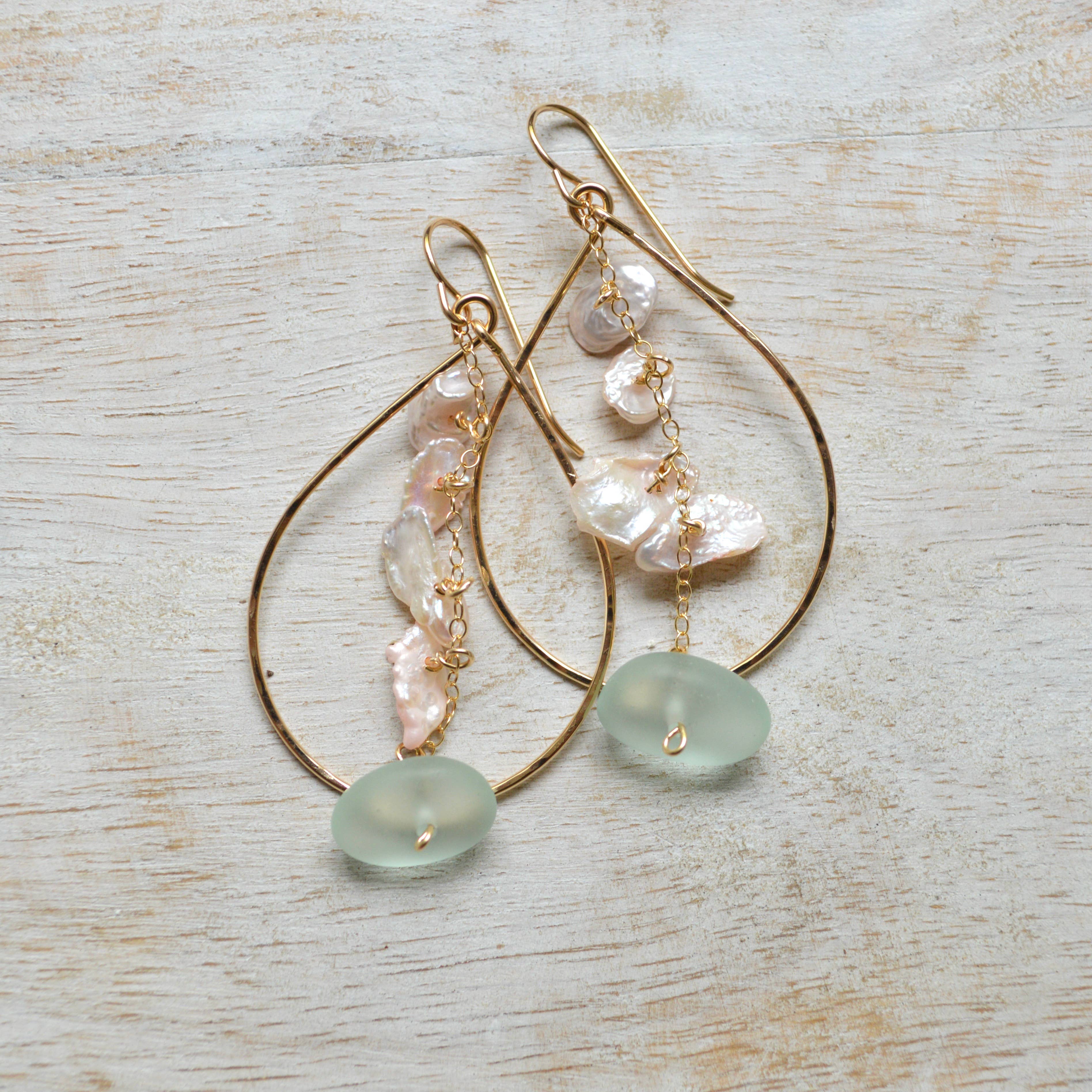 Keshi pearl frosted glass teardrop gold